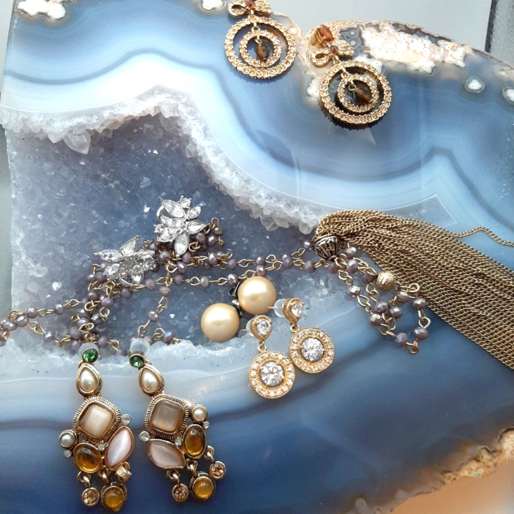 Five Pair of Earrings+